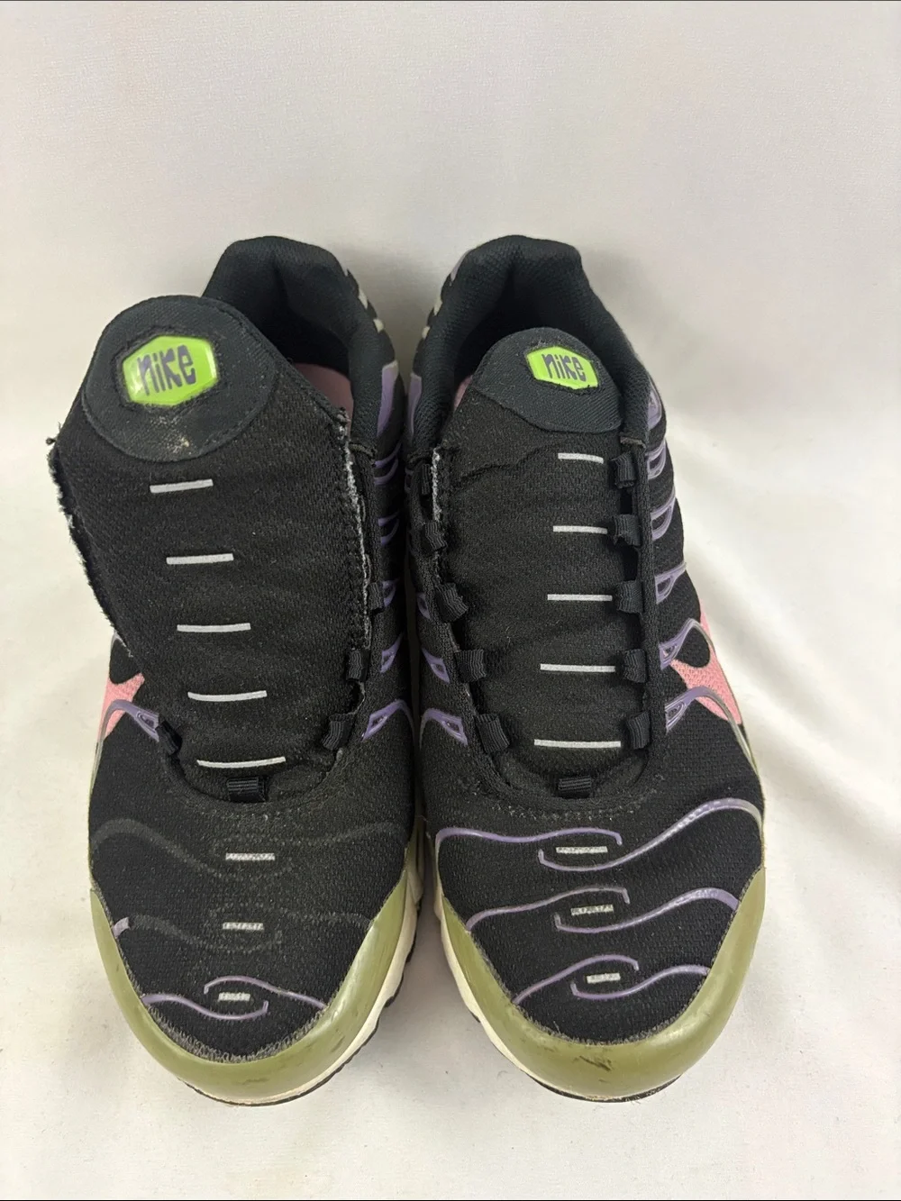 Nike Air Max Plus GS Kids Youth Size 5Y Black Canyon Purple